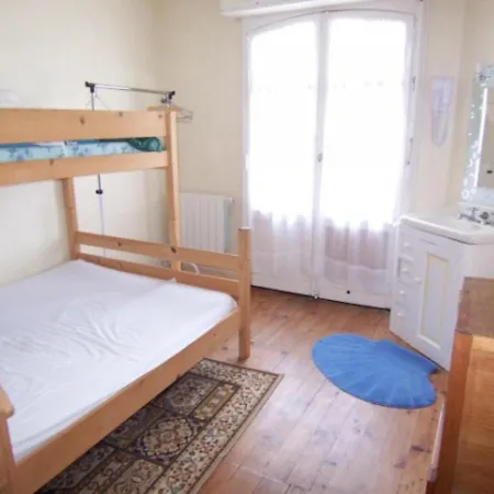 Villa Arcachon, 3 Pieces, 5 Personnes - Fr-1-374-75